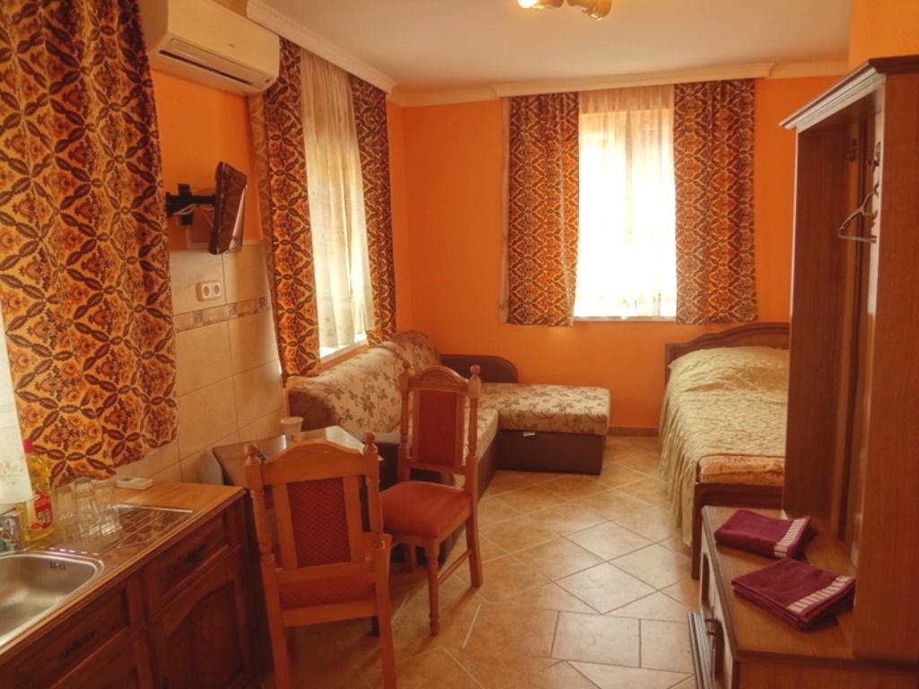 Horváth Apartmanház Orosháza Exterior foto