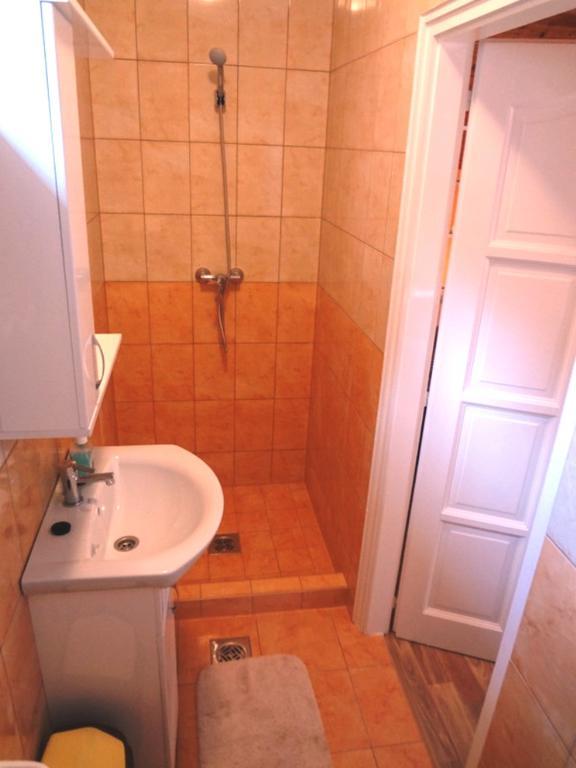 Horváth Apartmanház Orosháza Exterior foto